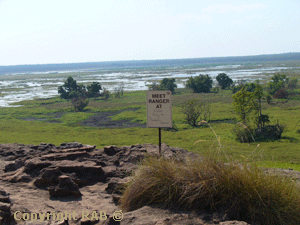 Ranger talks sings at ubirr in Kakadu National Park